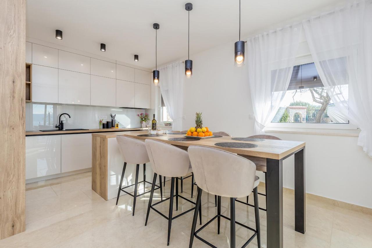 Holiday House Villa Andro Pinezići 외부 사진