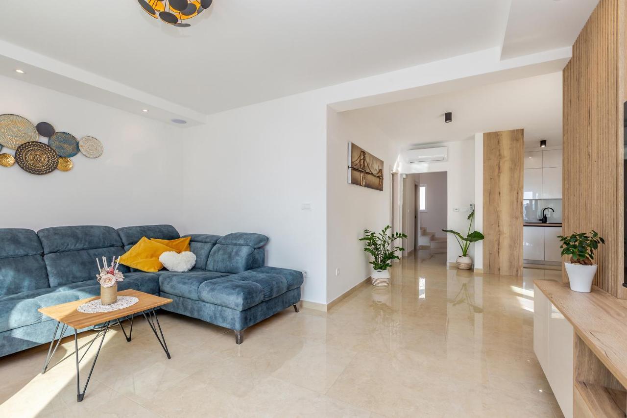 Holiday House Villa Andro Pinezići 외부 사진