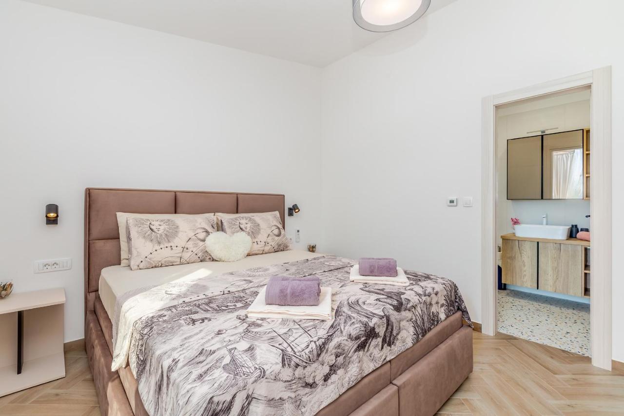 Holiday House Villa Andro Pinezići 외부 사진