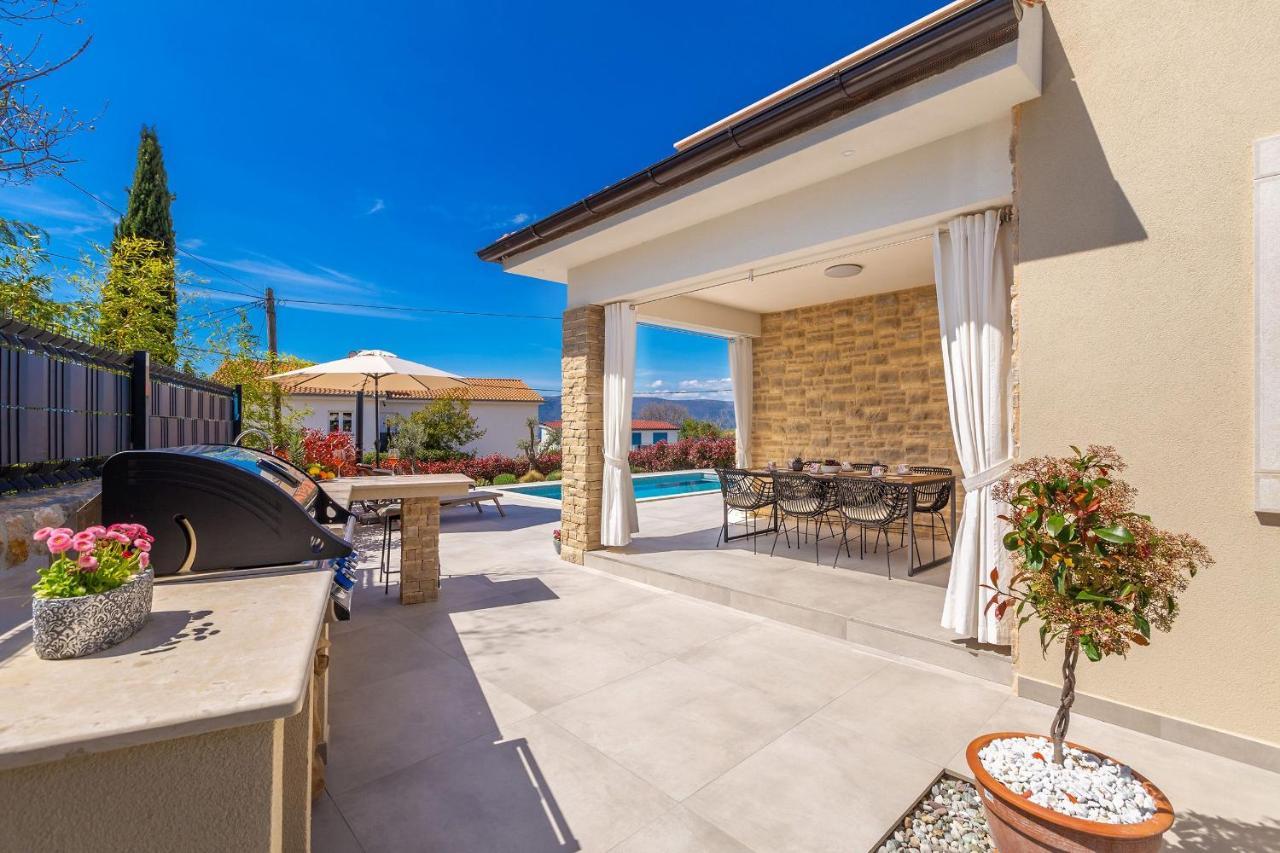 Holiday House Villa Andro Pinezići 외부 사진